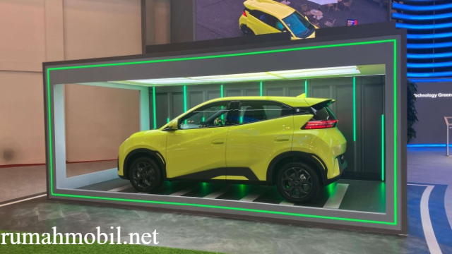 Kemunculan BYD di GIIAS Makassar 2025